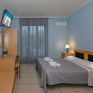 ** Hotel Benvenuti Italia